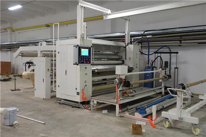 PUR hotmelt glue lamination machine.JPG